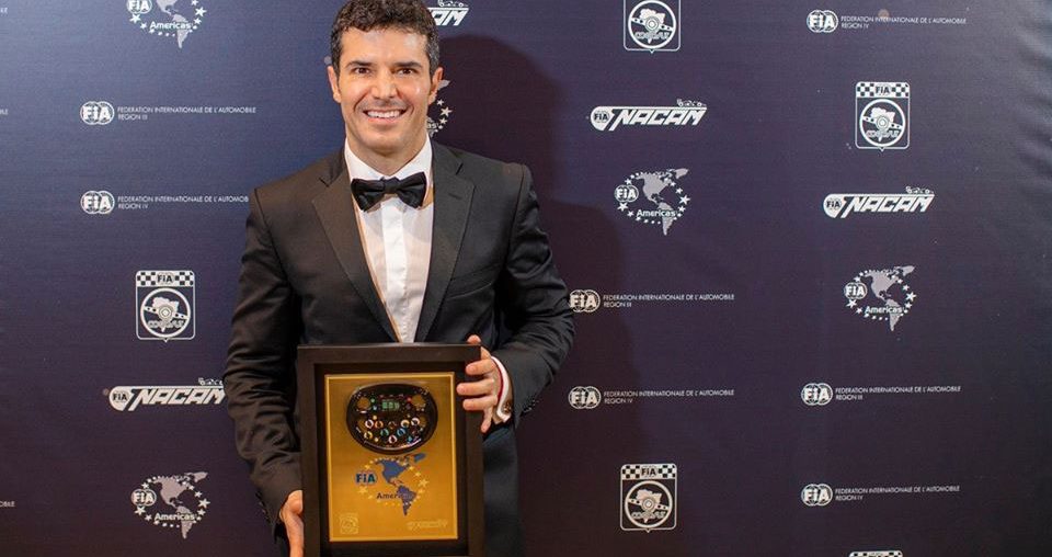 Premian a Memo Rojas como el Piloto más Sobresaliente de las Américas