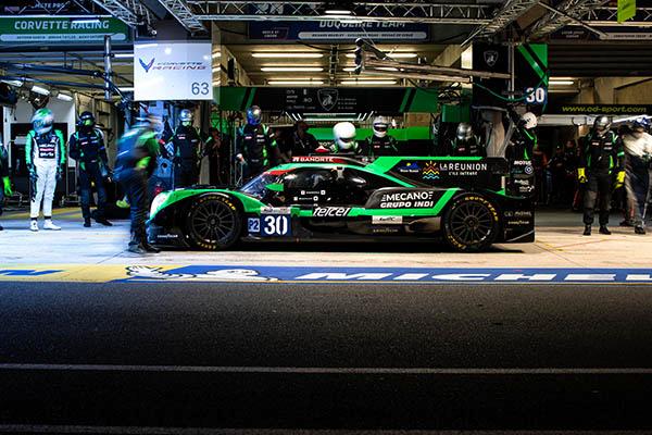 Lucha fuerte Memo Rojas en Le Mans pese a falla eléctrica